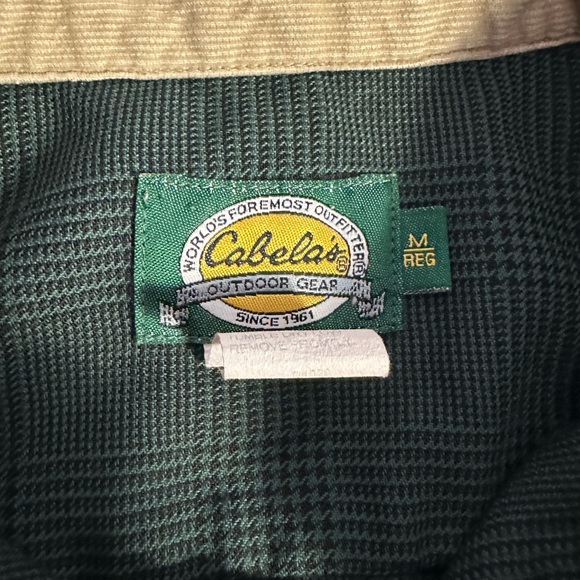 Vintage Cabelas Green Button UP - Picture 2 of 5